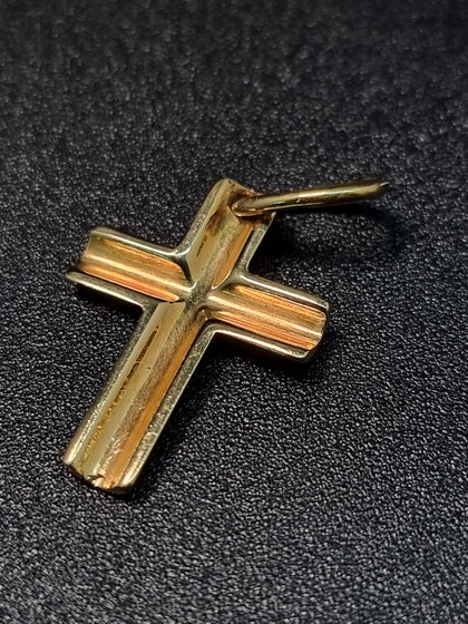 9ct Yellow Gold Cross Pendant - 2.72 Grams