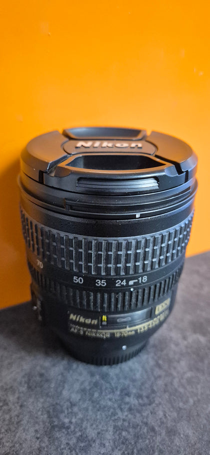 Nikon 18-70mm f/3.5-4.5G ED IF AF-S DX Nikkor Zoom Lens