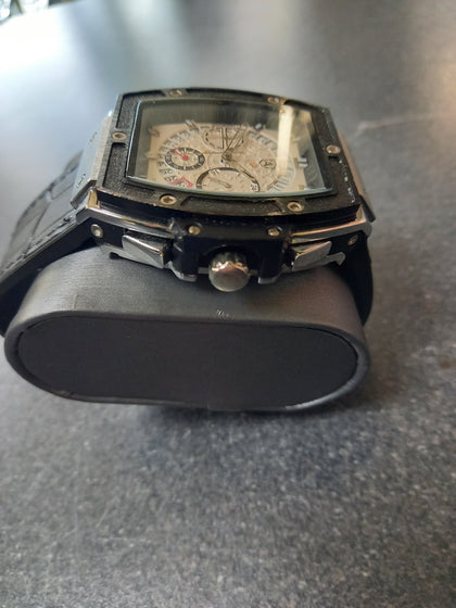 Apex Watch