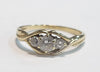 Beautiful 9ct Yellow Gold Ring With Clear Stones - 2.10G - Size P - Hallmarked