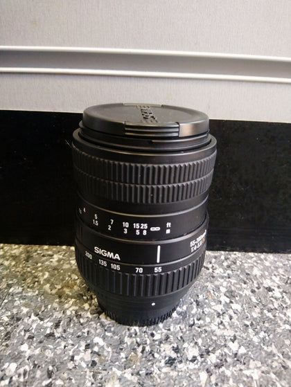 sigma 55-200 mm lens f/4-5.6 dc