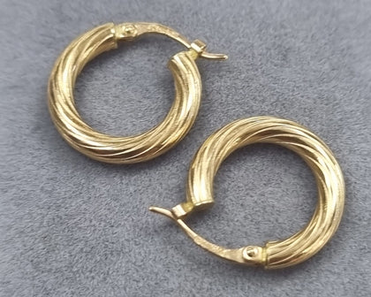 18CT GOLD EARRINGS LEYLAND