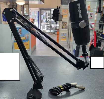 MV7X - XLR Podcast Microphone - With Boom Arm