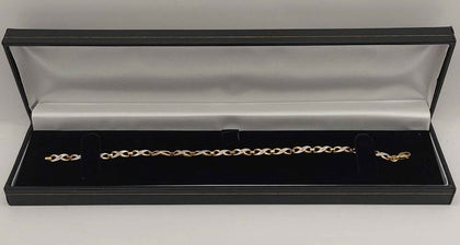 9ct 375 Yellow Gold crossover style bracelet 2.1g 8