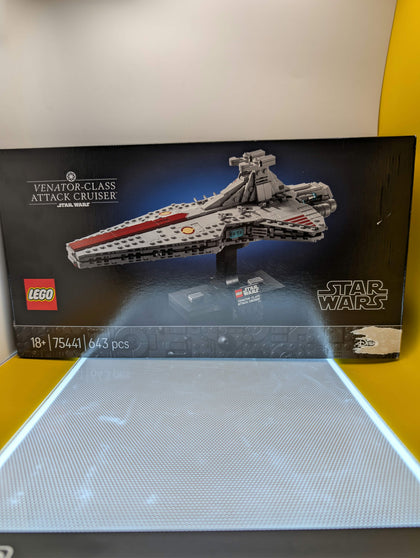 LEGO Venator-Class Attack Cruiser 75441
