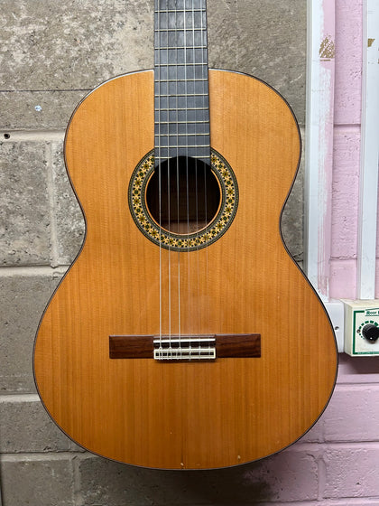 ALHAMBRA 4P CLASSICAL GUITAR