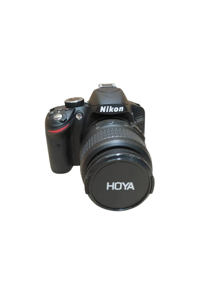 Nikon D3200 + 18-55mm Kit Lens