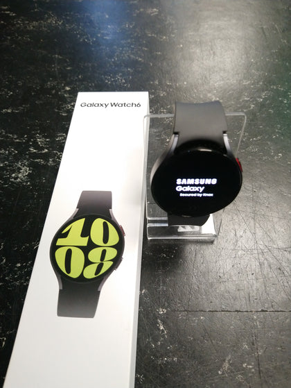Samsung Galaxy Watch6 Smart Watch 40mm - Graphite.