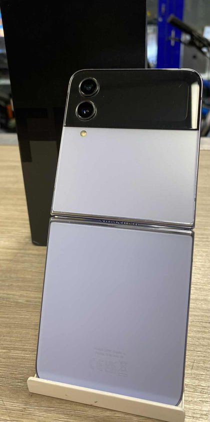 Samsung Galaxy Z Flip4 - 128GB
