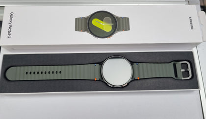 Samsung Galaxy Watch 7 44mm Bluetooth Green (open box new) LEYLAND