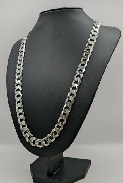 925 SILVER HALLMARKED, CURBED CHAIN WITH NO PENDANT, 24