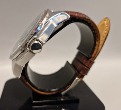 Guess MPH Watch W10231G2 Brown Strap Boxed with lifetime battery