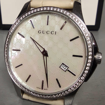 **Christmas Sale** Gucci G-Timeless White Diamond Ladies Watch**Boxed**