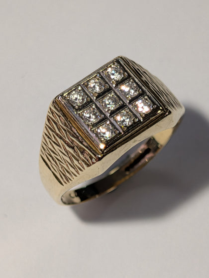 9ct Gold Square Top Ring