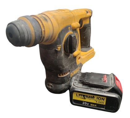 DeWalt DCH253 18V Hammer Drill w/5.0Ah battery and charger**Unboxed**