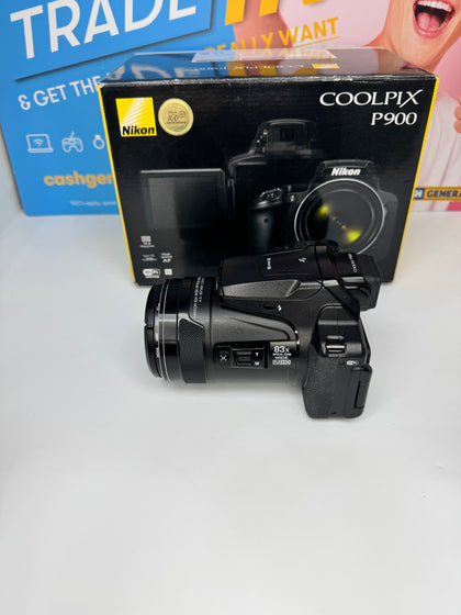 Nikon Coolpix P900