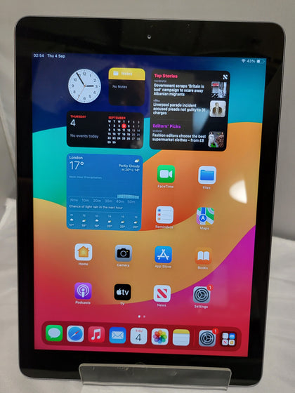 Apple iPad 6th Gen (2018) 32GB WiFi Space Gray