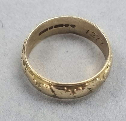 9ct Gold Patterned Ring