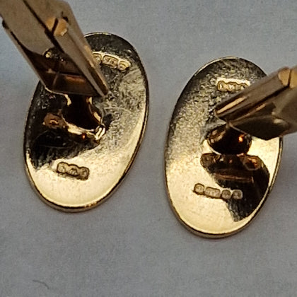 MASONIC 9CT GOLD CUFF LINKS PRESTON STORE.