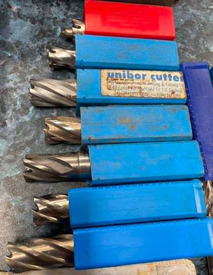 Drill bits and cutting tools bundle