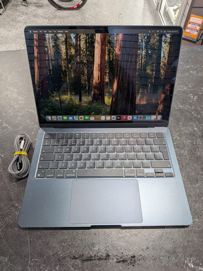Apple MacBook Air 2024 M3 - 8GB - 512GB