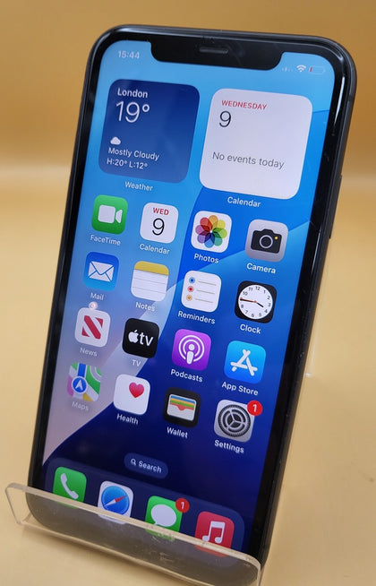 Apple iPhone 11 - 64GB - Black - Unlocked - 82% Battery Health
