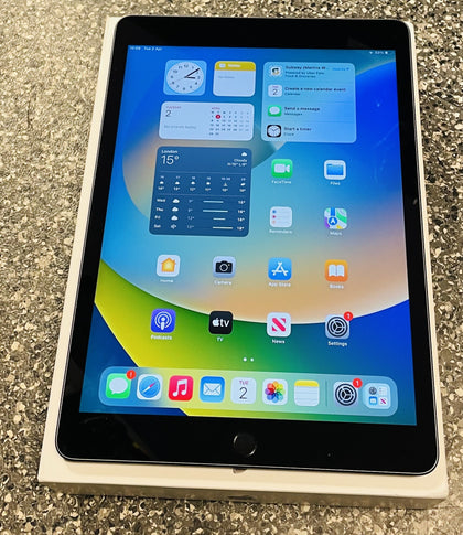 Apple iPad 9th Gen 10.2in Wi-Fi 256GB - Silver.