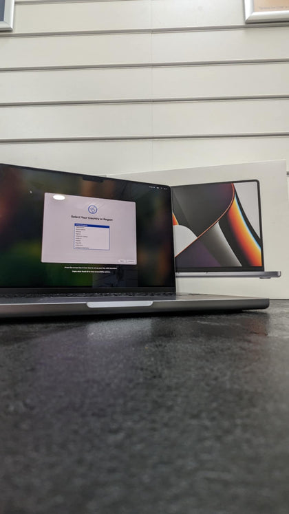 Apple MacBook Pro 18,3/M1 Pro (10-CPU 16-GPU)/16GB/512GB SSD/14