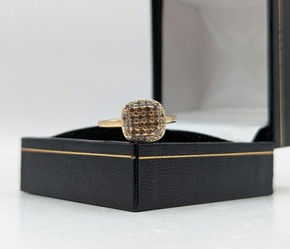 375 9CT Hallmarked, Yellow Gold, Cushion-Shaped Halo cluster cocktail ring, Size N, 1.9g