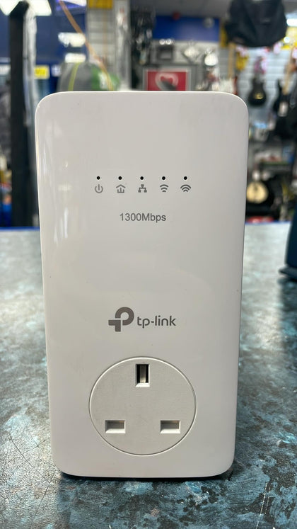 TL-WPA8630P TP-Link AV1300 Passthrough Powerline.