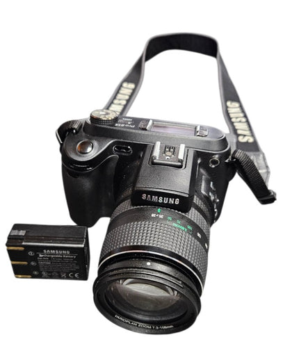 Samsung Digimax Pro815 8.0MP Digital SLR Camera - Black