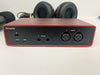 Focusrite Scarlett 2i2 4th Gen With Mic & Headphones