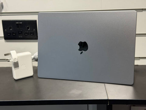 MacBook Pro 14,10/M2 Pro (12-CPU 19-GPU) - 16 Inch, 16GB Ram, 512GB SSD - 93% Capacity, 77 Cycle Count