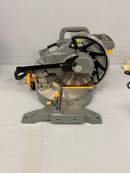 Titan Circular Saw ttb795msw *Collection Only*