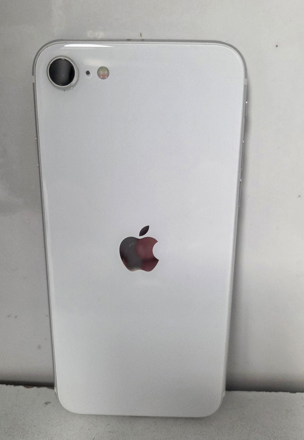 Apple iPhone SE2 ホワイト Apple iPhone SE 2nd Gen 64GB White - Unlocked *76% Battery Health