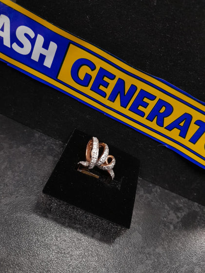 14ct Gold Fancy Ladies Ring (Size L), 5.62g