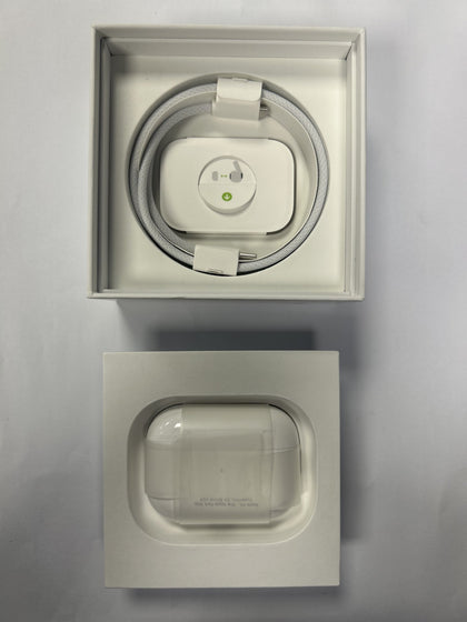 Apple AirPods Pro (2nd Generation) with Magsafe Charging Case USB-C