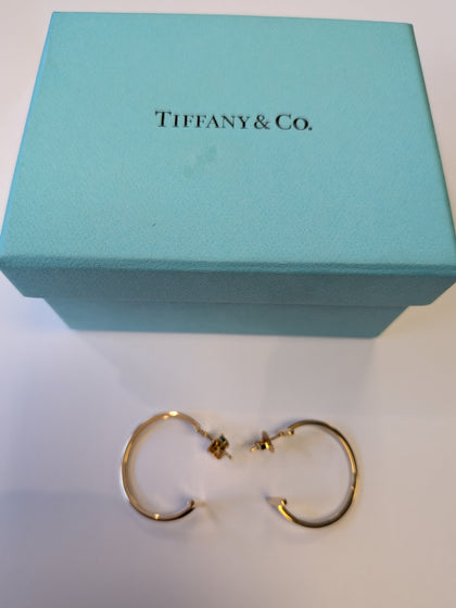 Tiffany co 18ct Gold T Hoop Earrings Boxed