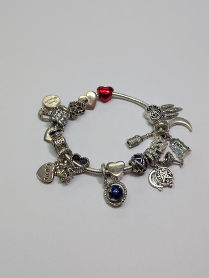 Pandora Bracelet With 18 Charms