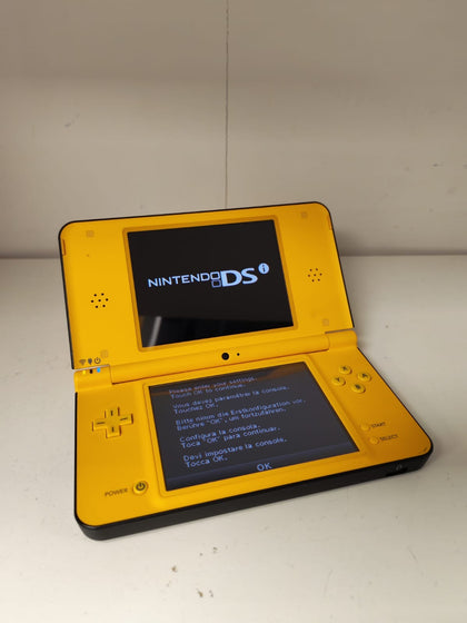 Nintendo DSi XL - Yellow - Great Yarmouth