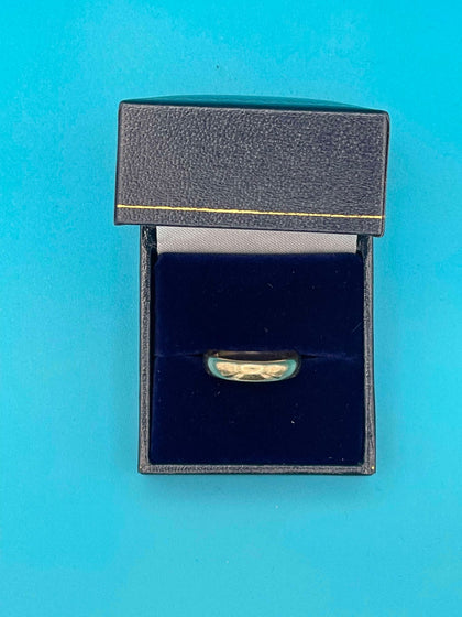 9CT GOLD BAND