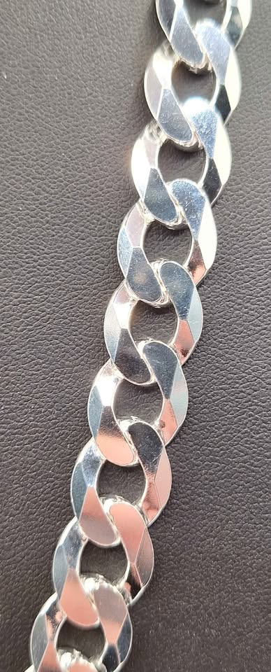 *BRAND NEW* 925 Sterling Silver Thick Curb Chain Necklace - Weight 98.4 Grams - Length 26