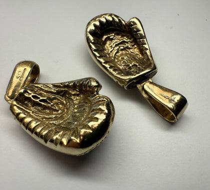 9CT GOLD BOXING GLOVES PENDANTS 3CM LENGTH