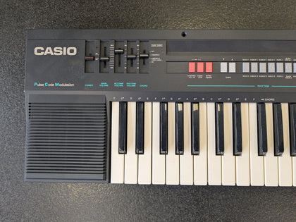 Casio CT-370 Casiotone 49-Key Synthesizer