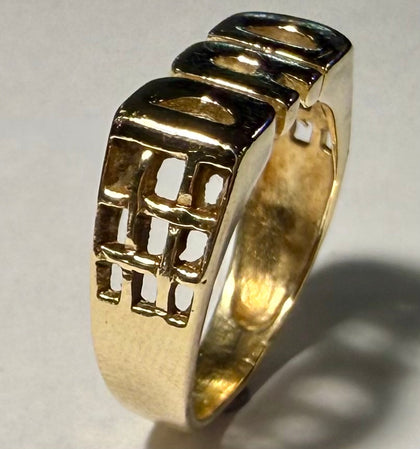 9CT Gold DAD Ring Size T 1/2