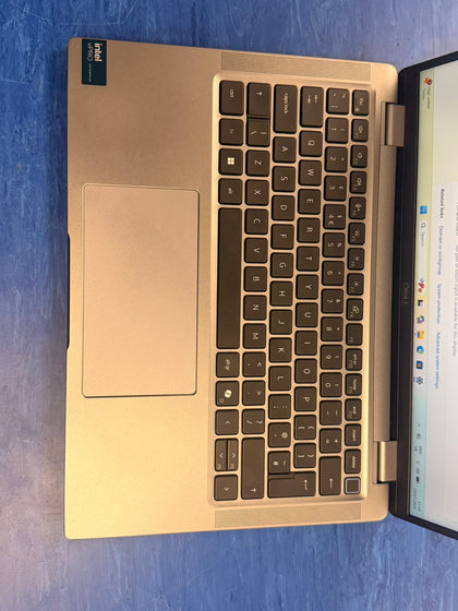 Dell Latitude 7450 windows 11 pro / ultra 7 165u / 32gb ram / 512gb ssd