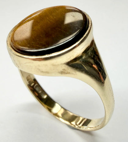 9ct yellow gold tigers eye signet ring size U