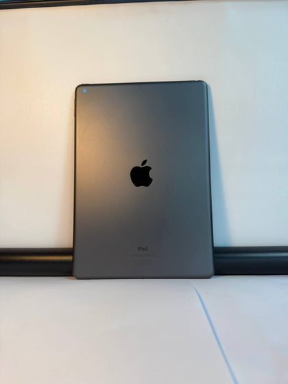iPad 9th Gen 64GB (unboxed) **wythenshawe**
