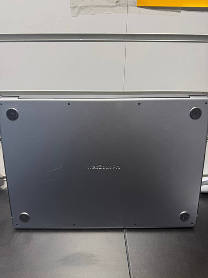 MacBook Pro 16-Inch 2021 M1 Pro 10-Core CPU 16-Core GPU 16GB 1TB SSD *No Charger*