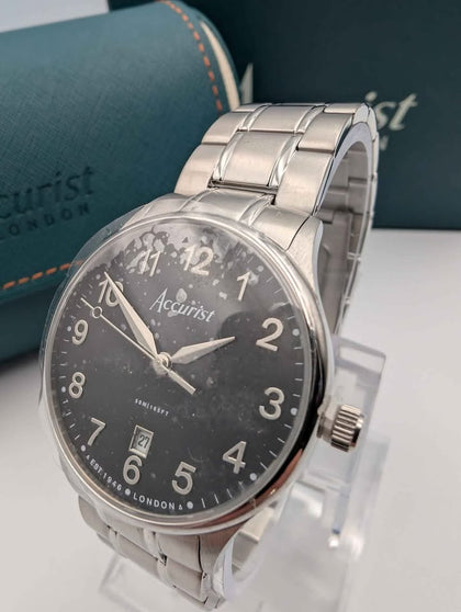 Accurist Classic Mens Dress Quartz Watch With Black Dial - Steel Bracelet - Boxed **BRAND NEW**